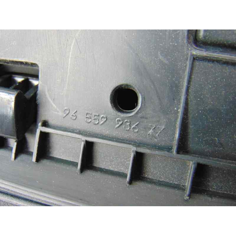 9655993677 GUANTERA PEUGEOT 308 SW