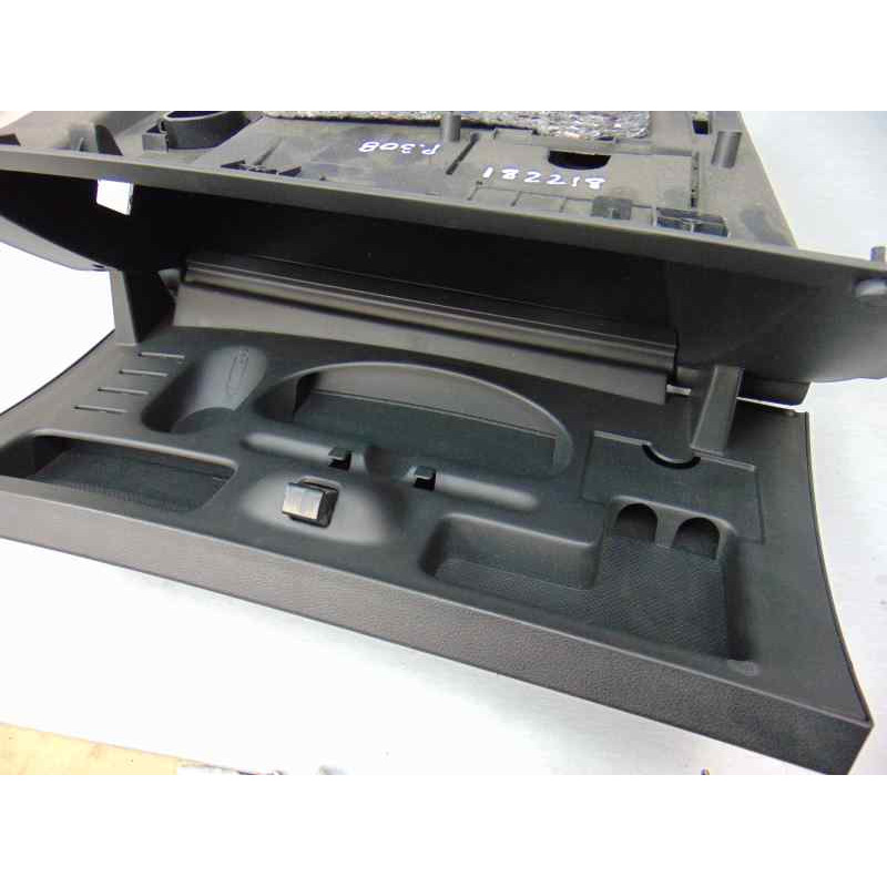 9655993677 GUANTERA PEUGEOT 308 SW