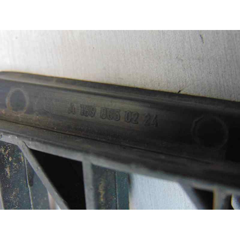 A1698850224 REJILLA PARAGOLPES CENTRAL MERCEDES-BENZ CLASE A (BM 169)