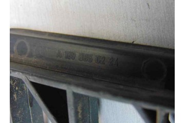 A1698850224 REJILLA PARAGOLPES CENTRAL MERCEDES-BENZ CLASE A (BM 169)