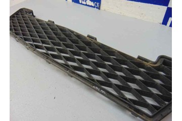 A1698850224 REJILLA PARAGOLPES CENTRAL MERCEDES-BENZ CLASE A (BM 169)