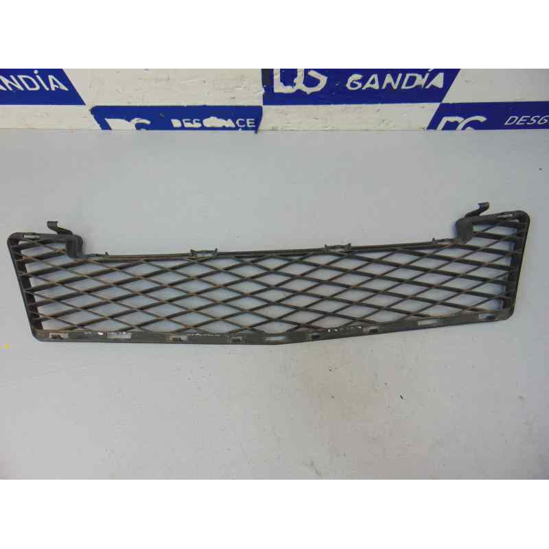 A1698850224 REJILLA PARAGOLPES CENTRAL MERCEDES-BENZ CLASE A (BM 169)