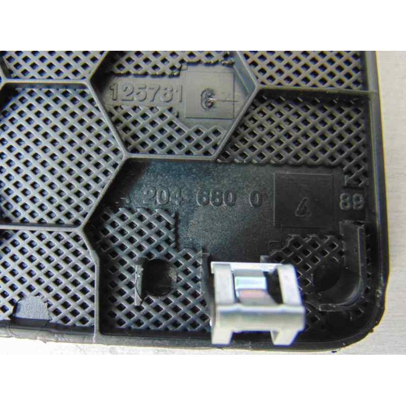 A2046800  REJILLA DELANTERA MERCEDES-BENZ CLASE C (BM 204) BERLINA C 220 CDI (204.008) 2009 A2046800 186570 MERCEDES-BENZ - 6