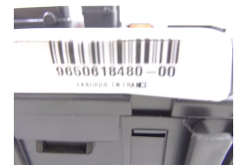 9650618480  CAJA RELES / FUSIBLES CITROEN C3 1.1 SX Plus 2005 9650618480 211068 CITROEN - 1