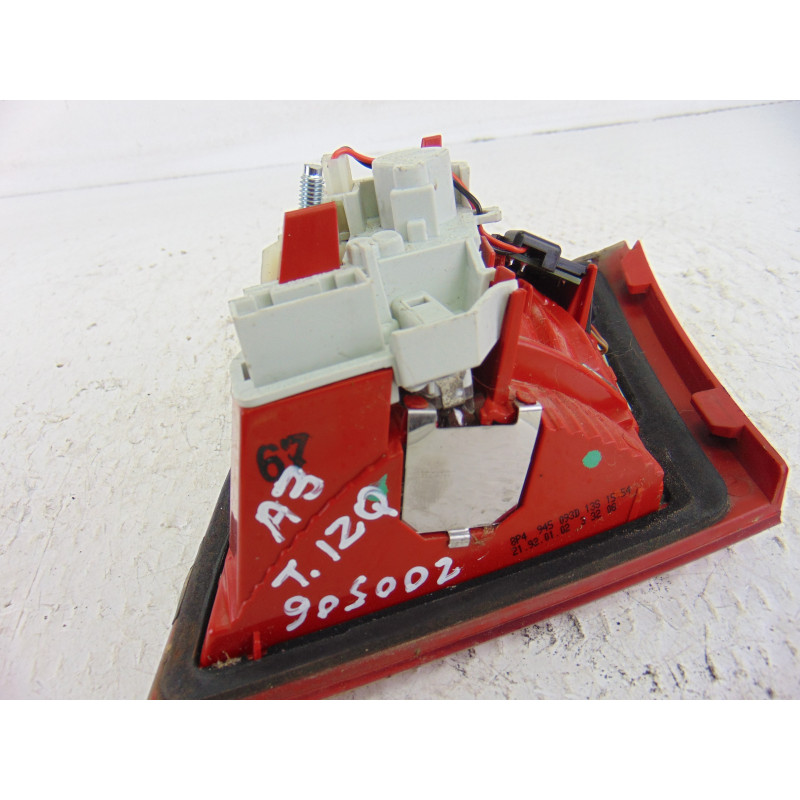  PILOTO TRASERO IZQUIERDO INTERIOR AUDI A3 SPORTBACK (8PA) 1.9 TDI Ambiente 2007 200506 AUDI - 3