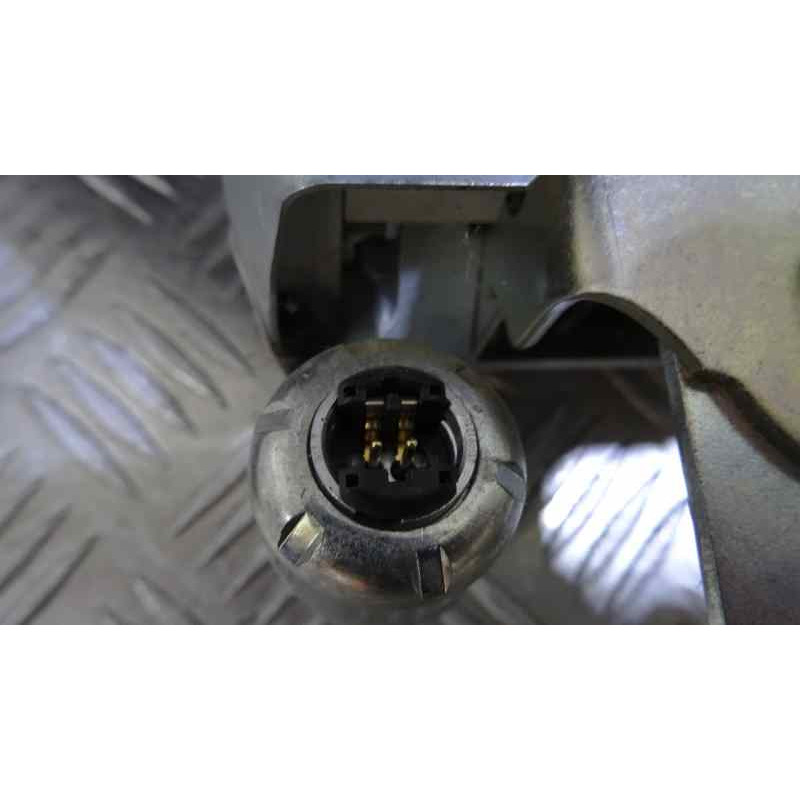 CINTURON SEGURIDAD DELANTERO DERECHO NISSAN NAVARA PICKUP (D40M)