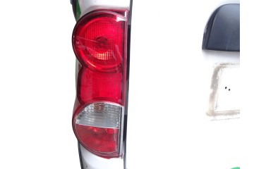  PILOTO TRASERO IZQUIERDO NISSAN NV200 /EVALIA (M20/M) Kasten Comfort 2013 214731 NISSAN - 1