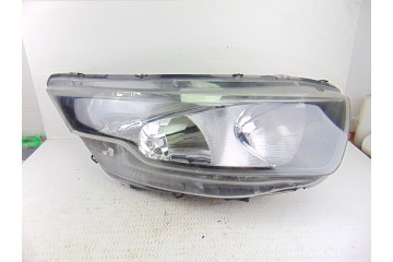 5801473749 FARO DERECHO IVECO DAILY FURGÓN Caja cerrada 45C... batalla 3000 2019 5801473749 200440 IVECO - 1