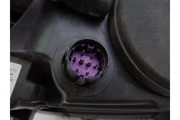 5801473749 FARO DERECHO IVECO DAILY FURGÓN Caja cerrada 45C... batalla 3000 2019 5801473749 200440 IVECO - 1