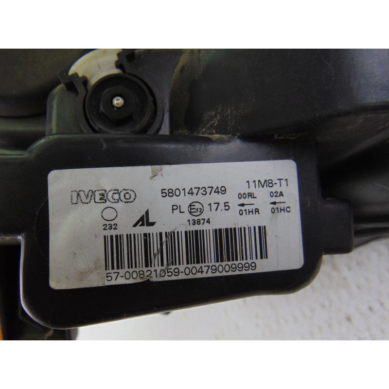 5801473749 FARO DERECHO IVECO DAILY FURGÓN Caja cerrada 45C... batalla 3000 2019 5801473749 200440 IVECO - 7
