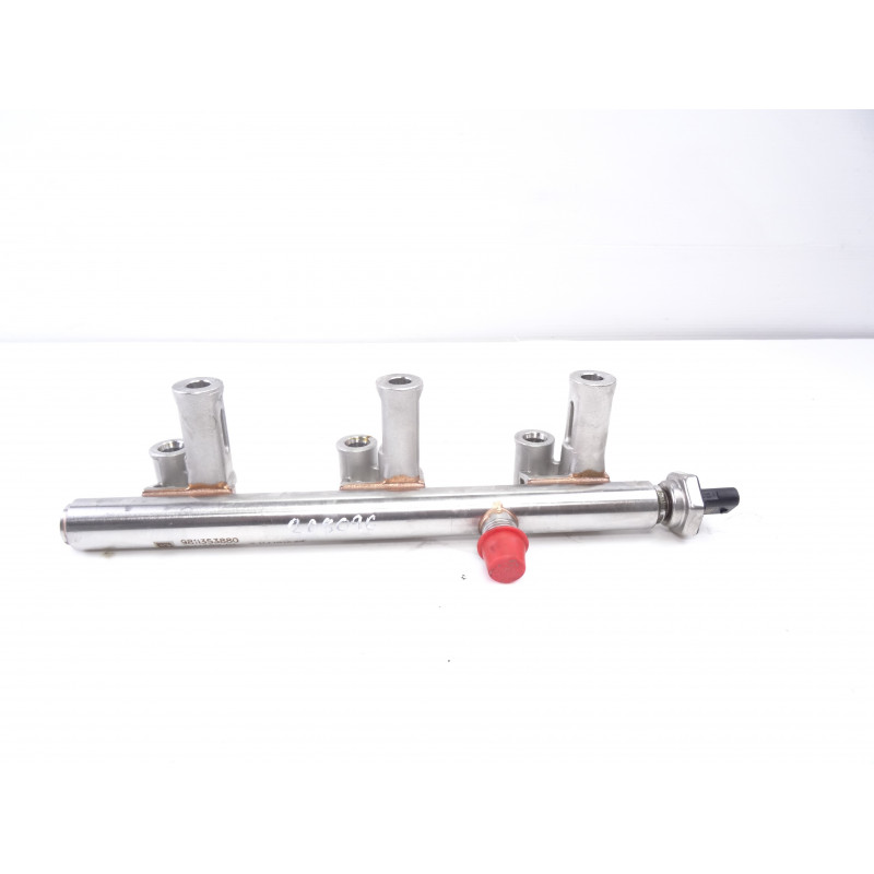 9811353880 RAMPA INYECTORA PEUGEOT 5008