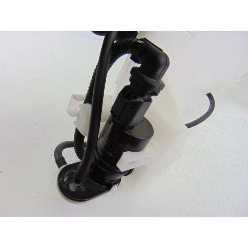 9826400780   DEPOSITO LIMPIA PEUGEOT 3008 Active 9826400780 198115 PEUGEOT - 2