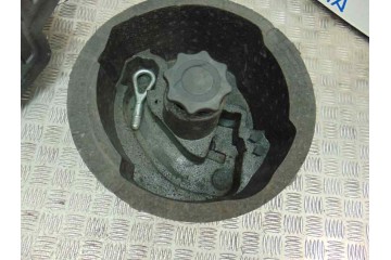 8E9863547 SOPORTE RUEDA REPUESTO AUDI A4 AVANT (8E) 1.8 T Quattro 2005 8E9863547 184755 AUDI - 5