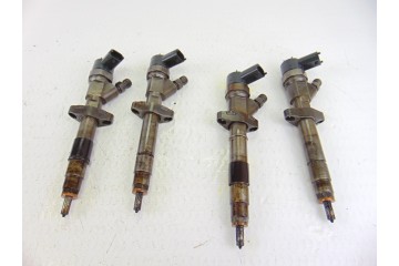 8200084534  INYECTOR RENAULT VEL SATIS (BJ0) Initiale 2005 8200084534 197709 RENAULT - 1