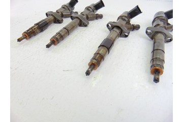 8200084534  INYECTOR RENAULT VEL SATIS (BJ0) Initiale 2005 8200084534 197709 RENAULT - 4