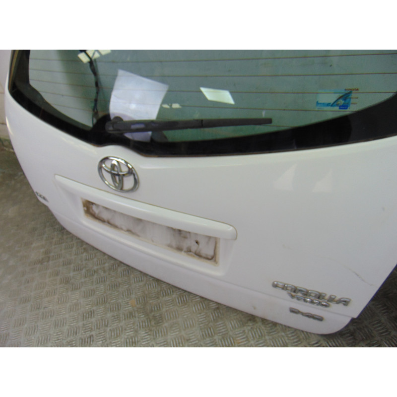 BLANCO PORTON TRASERO TOYOTA COROLLA VERSO (R1)