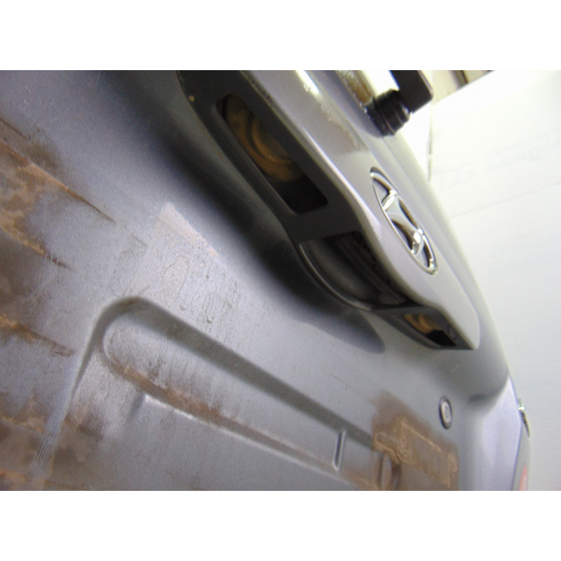 GRIS PORTON TRASERO HYUNDAI GETZ (TB)