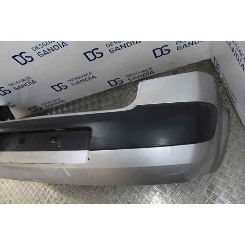 GRIS PARAGOLPES TRASERO RENAULT MEGANE II CLASSIC BERLINA Confort Authentique 2005 GRIS 162964 RENAULT - 2