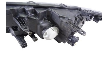 260106FP1A FARO DERECHO NISSAN X-TRAIL (T32) Tekna 2018 260106FP1A 213681 NISSAN - 4