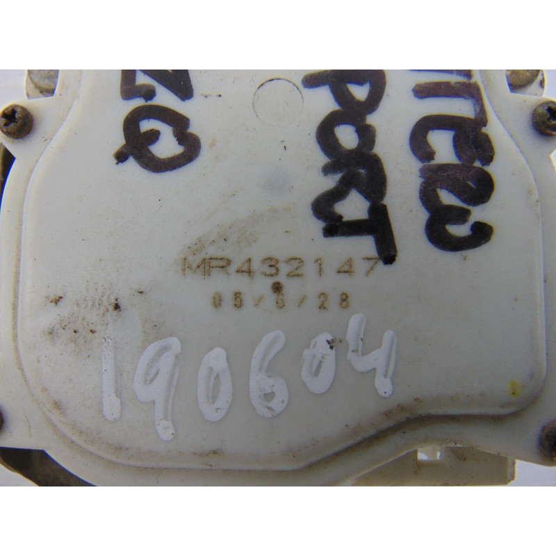 MR432147  MOTOR CIERRE CENTRALIZADO TRASERO IZQUIERDO MITSUBISHI MONTERO SPORT (K90) 2.5 TD GLS 2005 MR432147 190604 MITSUBISHI 