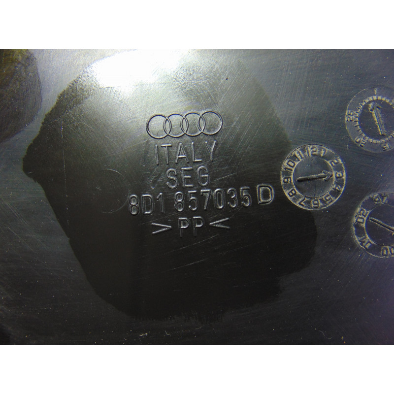 8D1857035D GUANTERA AUDI A4 BERLINA (B5)