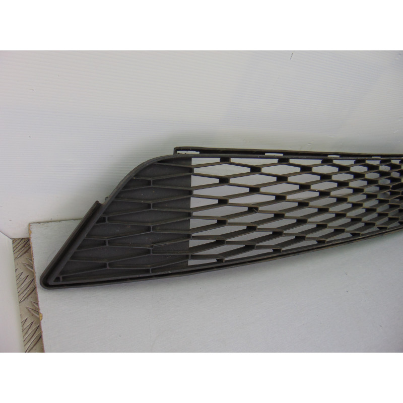 6JA853677 REJILLA PARAGOLPES CENTRAL SEAT TOLEDO (KG3) Reference 2014 6JA853677 188811 SEAT - 5