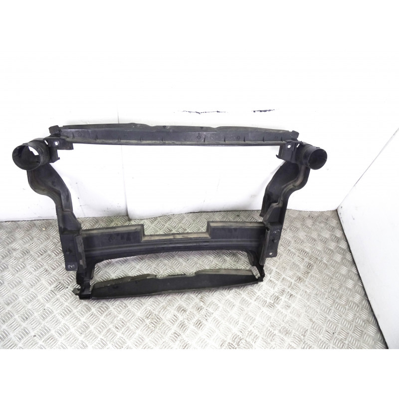 1645000116 CALANDRA DELANTERA DE RADIADOR MERCEDES-BENZ CLASE ML (BM 164) 320 / 350 CDI (164.122) 2005 1645000116 208725 MERCEDE