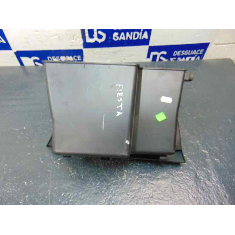 GUANTERA FORD FIESTA (CB1)