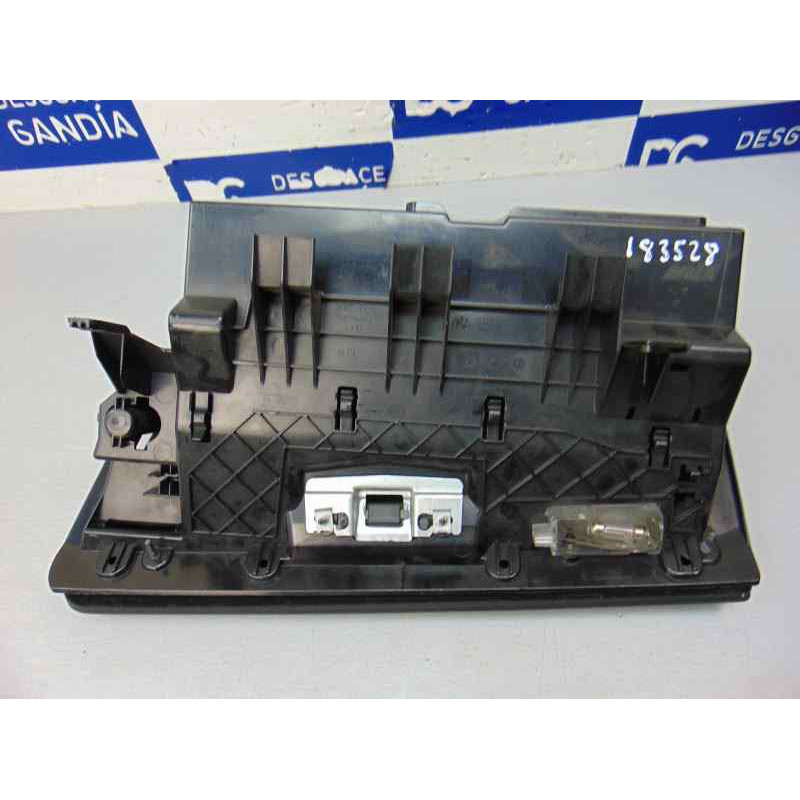 7075479 GUANTERA BMW SERIE 3 BERLINA (E90)