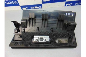 7075479 GUANTERA BMW SERIE 3 BERLINA (E90)