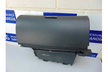 GUANTERA MERCEDES-BENZ CLASE A (BM 169)