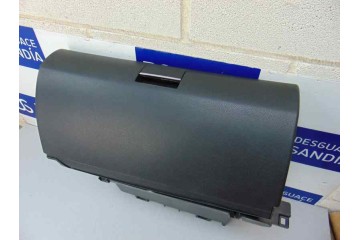 GUANTERA MERCEDES-BENZ CLASE A (BM 169)