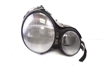 FARO DERECHO MERCEDES-BENZ CLASE E (BM 210) BERLINA