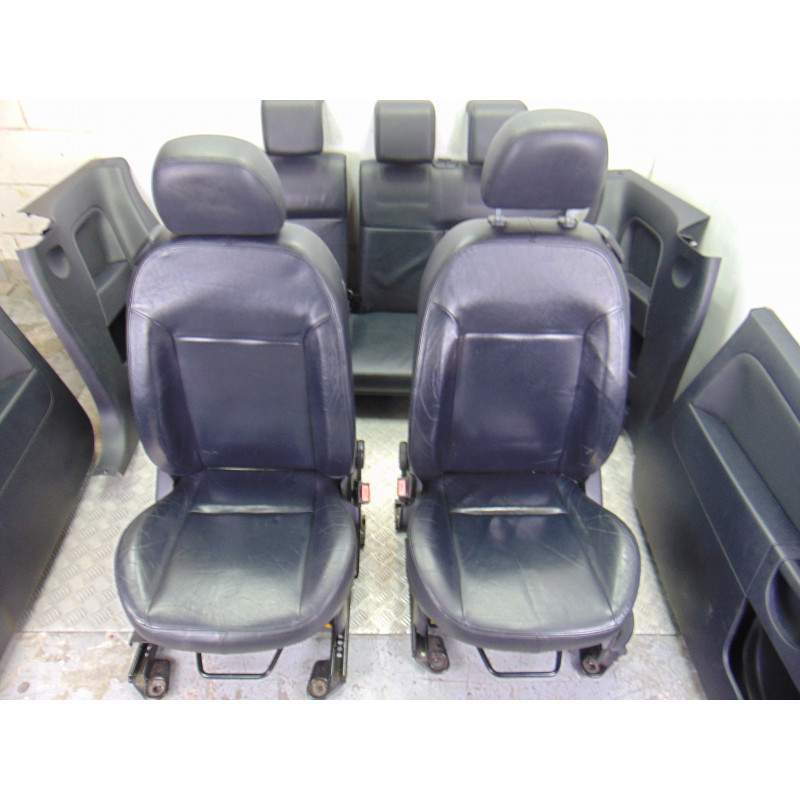 JUEGO ASIENTOS COMPLETO FORD FIESTA (CBK)