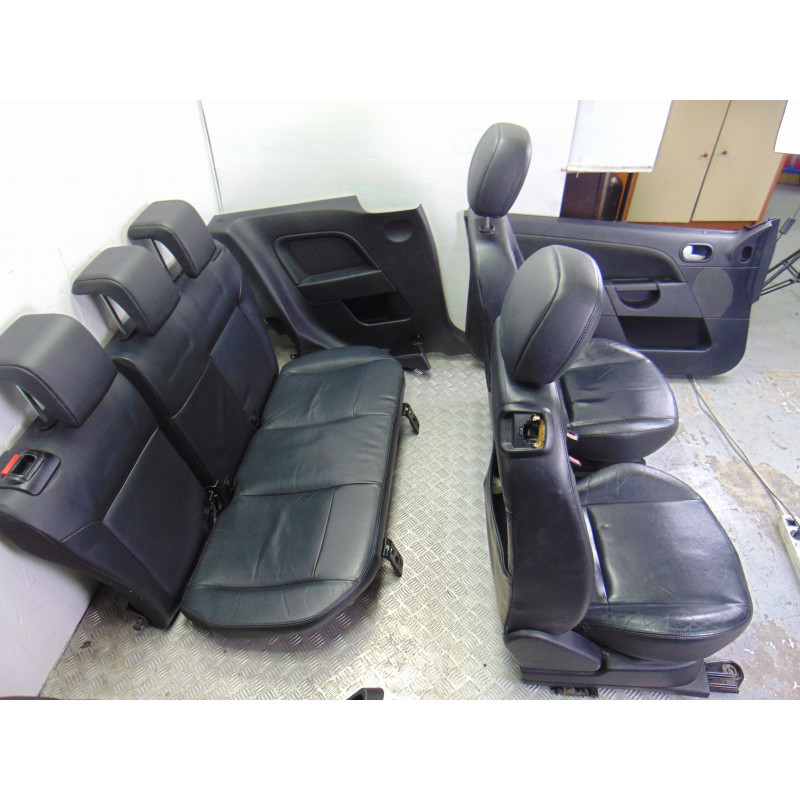 JUEGO ASIENTOS COMPLETO FORD FIESTA (CBK)