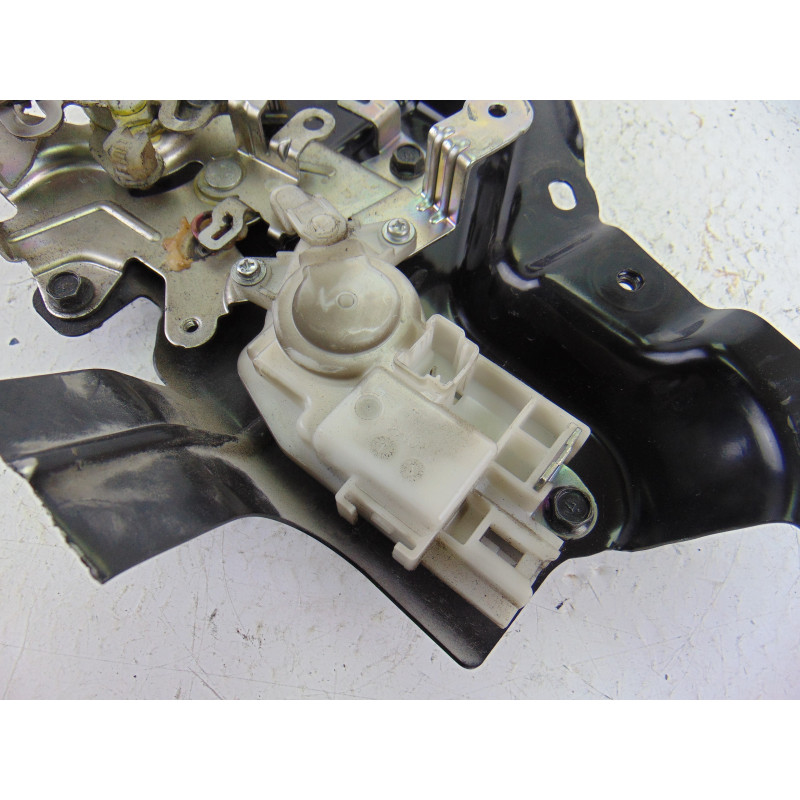 2 PIN CERRADURA MALETERO / PORTON NISSAN NV200 /EVALIA (M20/M)