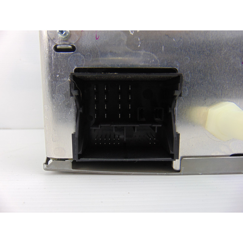 AT1T-18C815-AA SISTEMA AUDIO / RADIO CD FORD TOURNEO CONNECT (TC7) Familiar 2010 AT1T-18C815-AA 188512 FORD - 4