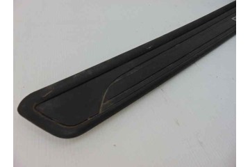 60829010  MOLDURA BMW SERIE 1 BERLINA (E81/E87) 118d 2008 60829010 187302 BMW - 4