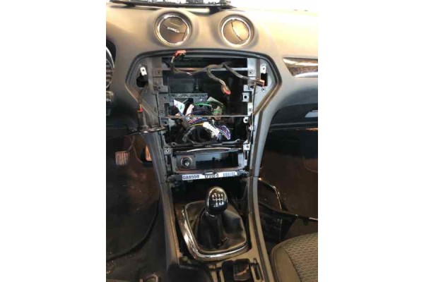 FORD MONDEO SPORTBREAK (CA2) Ambiente