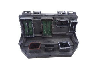 56049720AS CAJA RELES / FUSIBLES CHRYSLER GRAND VOYAGER (RT) Limited 2017 56049720AS 214970 CHRYSLER - 1