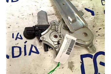  ELEVALUNAS TRASERO DERECHO TOYOTA RAV4 (A3) Executive 141885 TOYOTA - 1