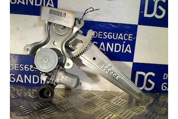 6 PIN ELEVALUNAS TRASERO DERECHO TOYOTA RAV4 (A3) Executive 2006 6 PIN 155008 TOYOTA - 1