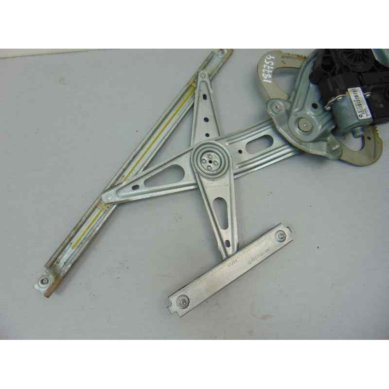 82731000  ELEVALUNAS TRASERO IZQUIERDO RENAULT SCENIC III (JZ) Emotion 2009 82731000 187754 RENAULT - 3