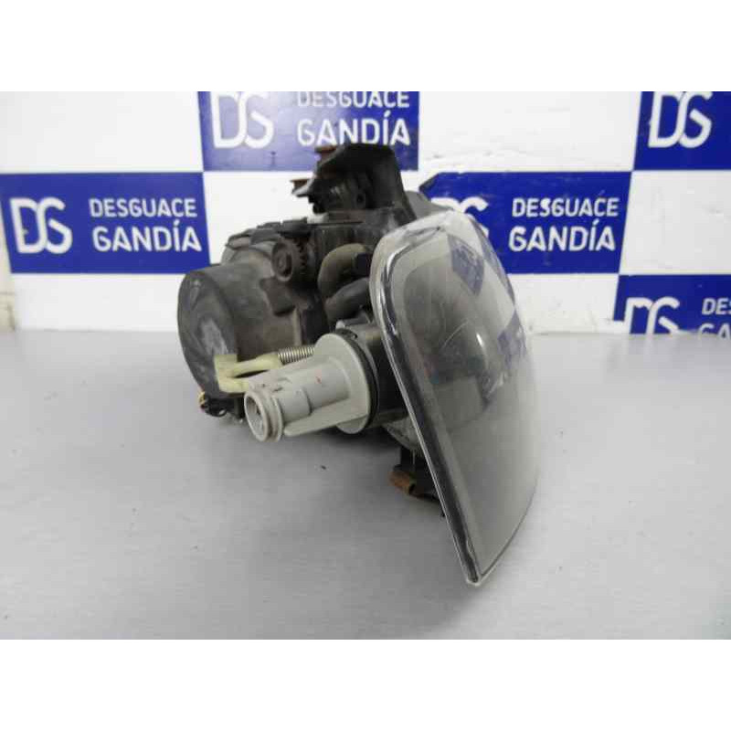  FARO DERECHO VOLKSWAGEN PASSAT BERLINA (3B2) Básico 168627 VOLKSWAGEN - 3