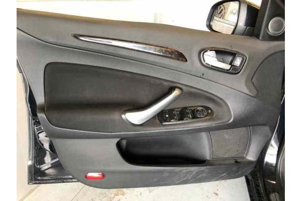 FORD MONDEO SPORTBREAK (CA2) Ambiente