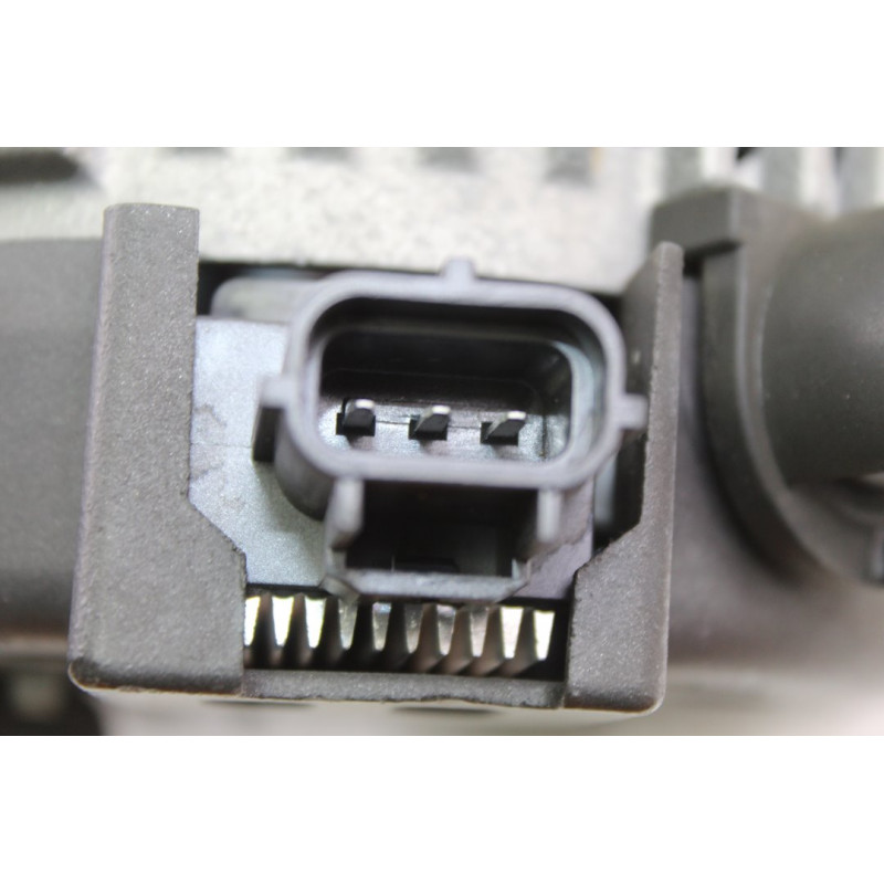  ALTERNADOR FORD FOCUS BERLINA (CAP) Trend 2005 213415 FORD - 2