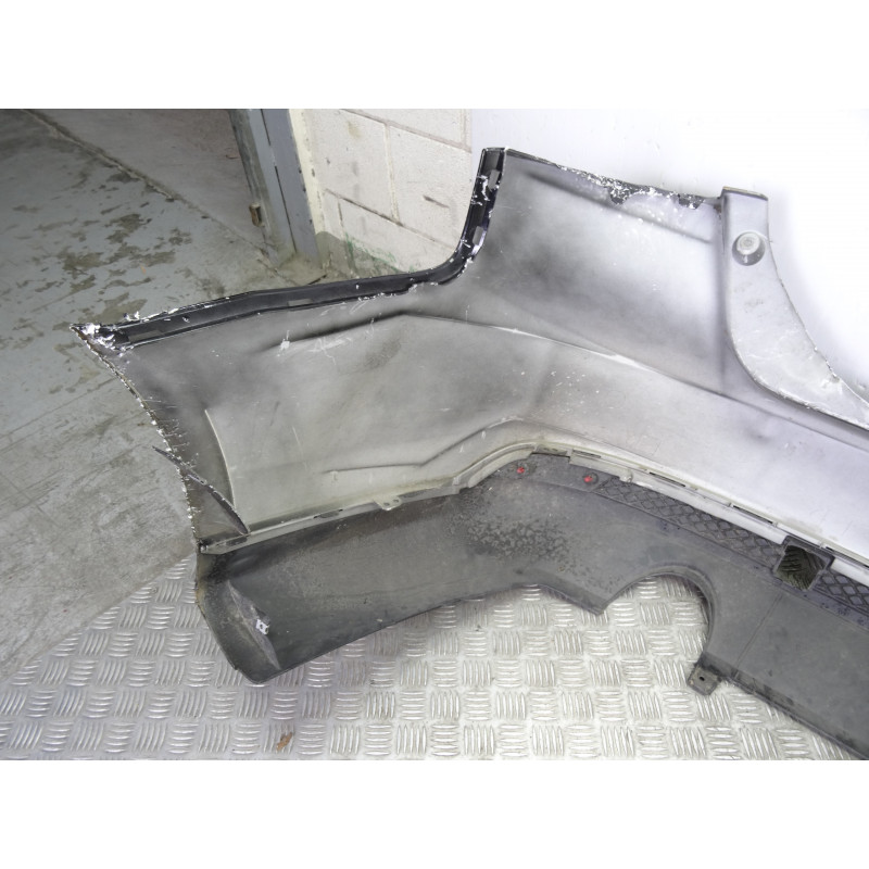 NEGRO PARAGOLPES TRASERO FORD FOCUS BERLINA (CEW)