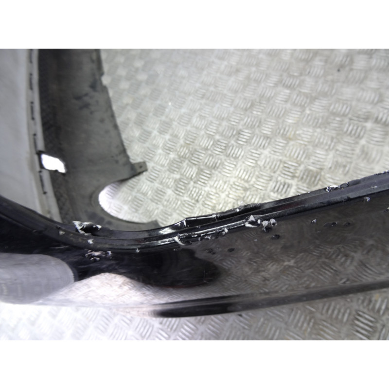 NEGRO PARAGOLPES TRASERO FORD FOCUS BERLINA (CEW)