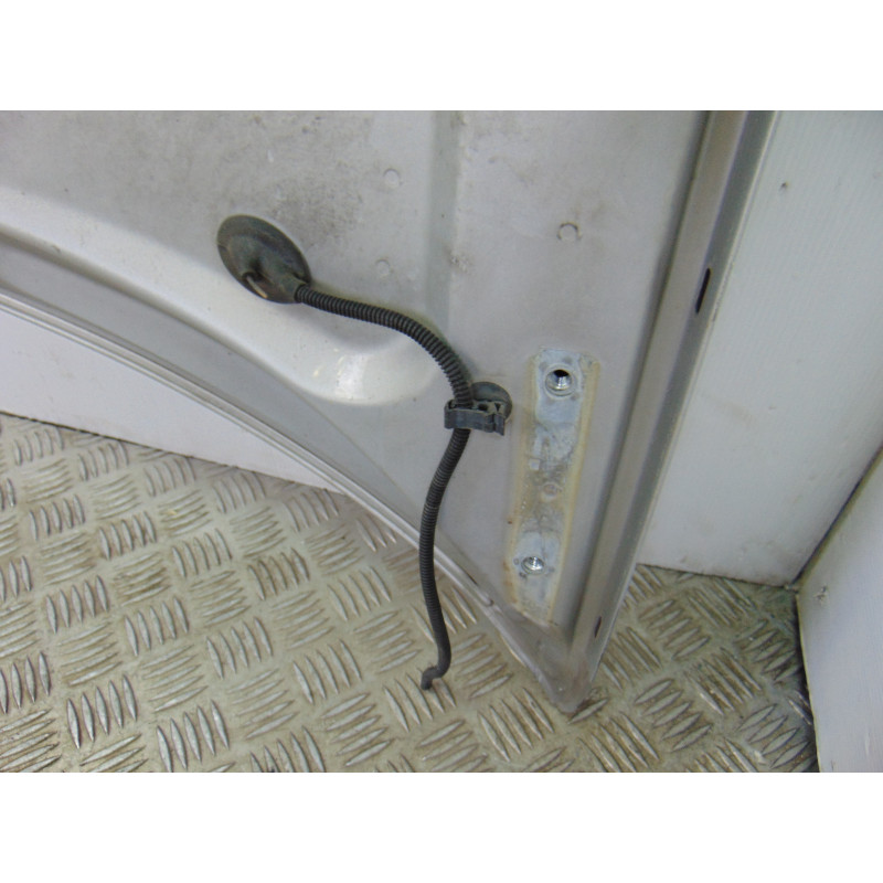 PLATA CAPO VOLKSWAGEN PASSAT BERLINA (3B3)