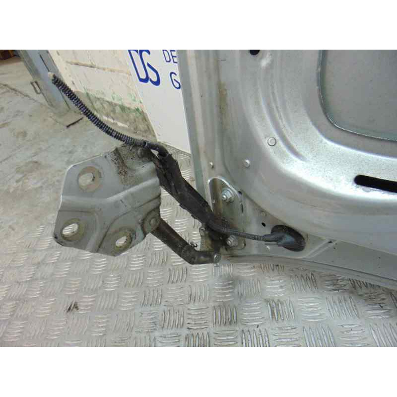 PLATA CAPO VOLKSWAGEN CADDY (2K)(02.2004)